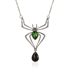 🕷 Green Spider Necklace